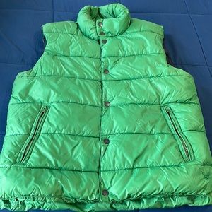 American Eagle Puffer Vest